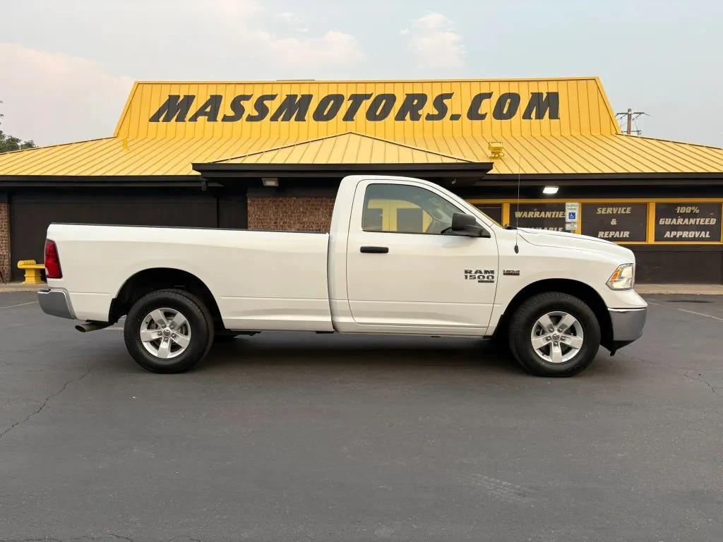 ram ram 1500 classic 2023 3C6JR7ET0PG571829 image ram ram 1500 classic 2023 3C6JR7ET0PG571829 image